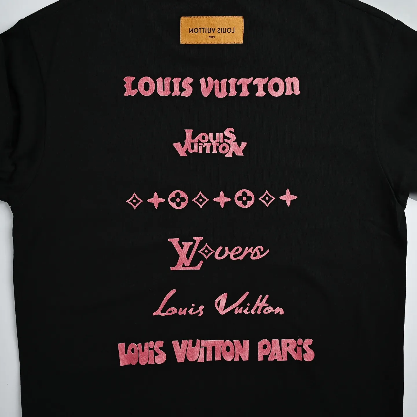 Louis Vuitton/Louis Vuitton multi-layer logo Pink letter short sleeves